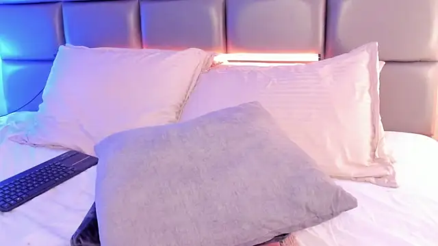 SpicySugar  online show from 21, 4, 2026