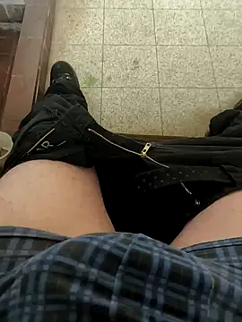 Snapshot of OdinWolf1990 chatting on 27, 1, 2025 OdinWolf1990 online show from 27, 1, 2025