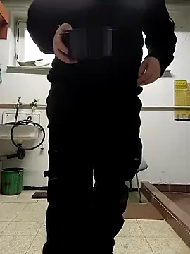 Snapshot of OdinWolf1990 chatting on 10, 2, 2025 OdinWolf1990 online show from 10, 2, 2025