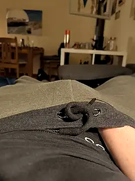 Snapshot of OdinWolf1990 chatting on 21, 2, 2025 OdinWolf1990 online show from 21, 2, 2025