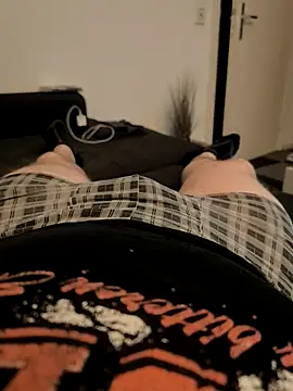 Snapshot of OdinWolf1990 chatting on 3, 3, 2025 OdinWolf1990 online show from 3, 3, 2025