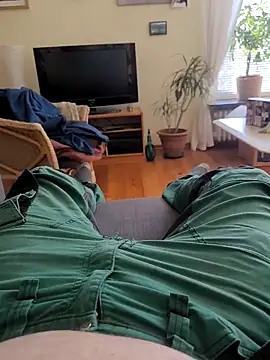 Snapshot of OdinWolf1990 chatting on 9, 3, 2025 OdinWolf1990 online show from 9, 3, 2025