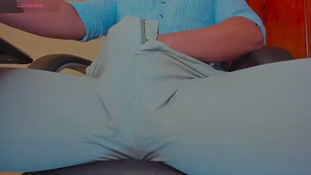 MrLonely02 online show from 3, 2, 2025