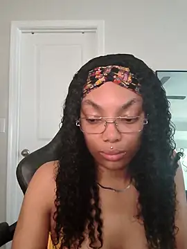 butterflybootyy online show from 27, 4, 2026