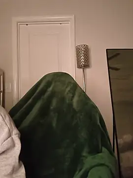 Snapshot of butterflybootyy chatting on 4, 8, 2026 butterflybootyy online show from 4, 8, 2026