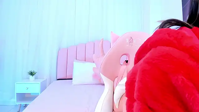 Bella reaset18 online show from 10, 12, 2024