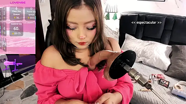 Teen sofia  online show from 17, 1, 2026