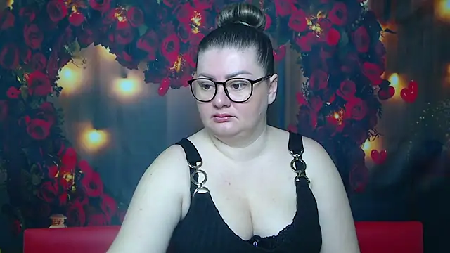 ZannaDreil online show from 7, 3, 2025