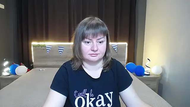 ZannaDreil online show from 5, 10, 2025