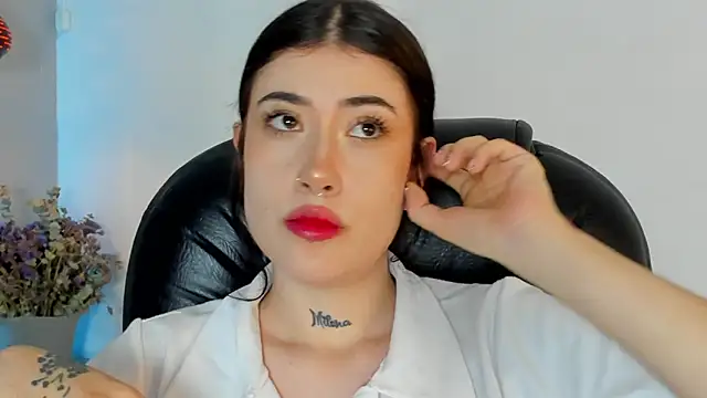 melody suarez online show from 7, 1, 2025