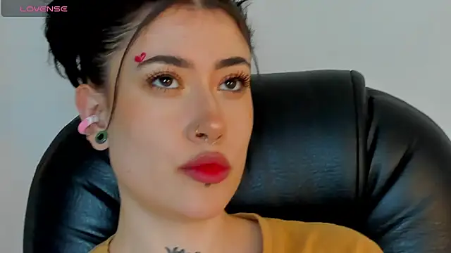 melody suarez online show from 14, 1, 2025