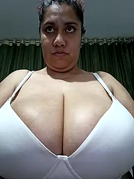 Snapshot of federica_bigboobs chatting on 9, 1, 2025 federica bigboobs online show from 9, 1, 2025