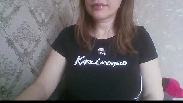 Snapshot of Sladkiegubki chatting on 19, 2, 2026 Sladkiegubki online show from 19, 2, 2026