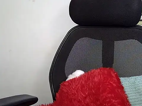 cute sweeetu online show from 27, 4, 2026