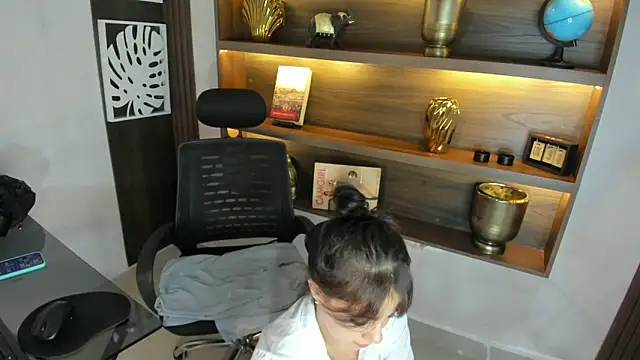 MelaniieRoux online show from 17, 1, 2026