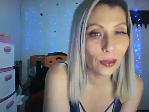 alixia81 online show from 2, 3, 2025