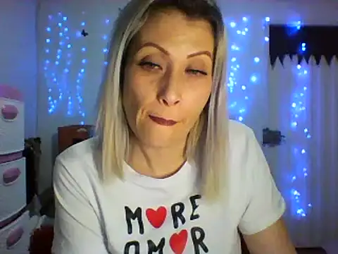 alixia81 online show from 4, 3, 2025