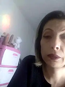 alixia81 online show from 9, 9, 2025