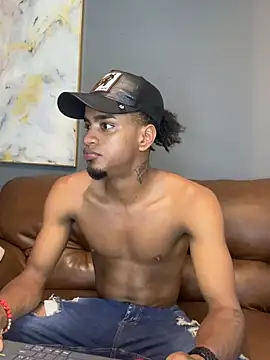 AaronCruz  online show from 3, 2, 2025