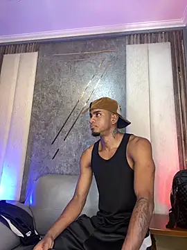 AaronCruz  online show from 5, 2, 2026