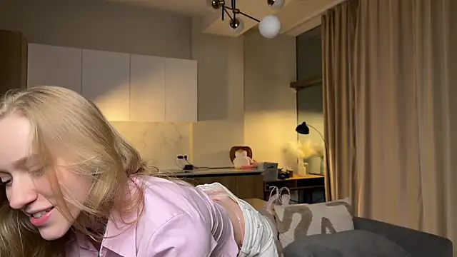 PollyAgata online show from 16, 6, 2026