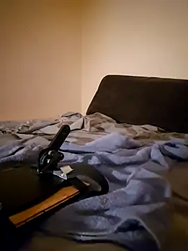 Snapshot of fox--3 chatting on 4, 2, 2026 fox--3 online show from 4, 2, 2026