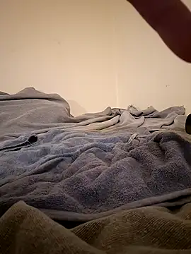 Snapshot of fox--3 chatting on 13, 2, 2026 fox--3 online show from 13, 2, 2026