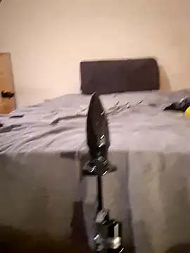 Snapshot of fox--3 chatting on 4, 3, 2026 fox--3 online show from 4, 3, 2026