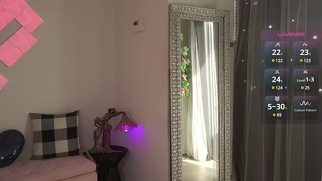 Snapshot of Mysticxkitty chatting on 26, 2, 2025 Mysticxkitty online show from 26, 2, 2025