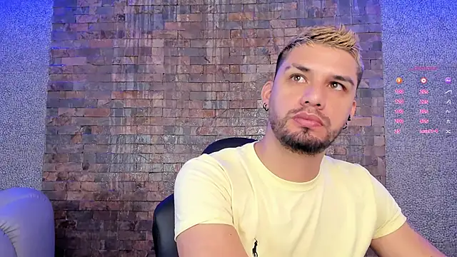 Snapshot of Jacoob19_ chatting on 19, 12, 2024 Jacoob19 online show from 19, 12, 2024