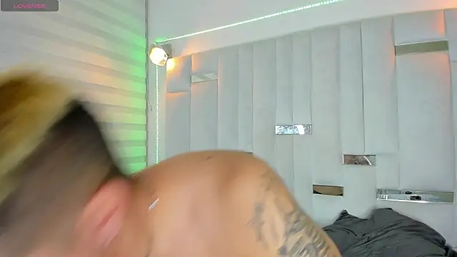 Snapshot of Jacoob19_ chatting on 30, 12, 2024 Jacoob19 online show from 30, 12, 2024