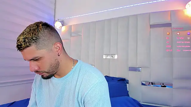 Snapshot of Jacoob19_ chatting on 11, 1, 2025 Jacoob19 online show from 11, 1, 2025