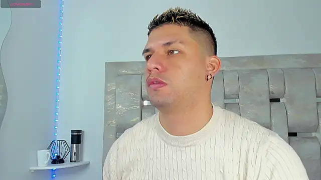 Snapshot of Jacoob19_ chatting on 17, 1, 2025 Jacoob19 online show from 17, 1, 2025