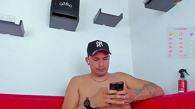 Snapshot of Jacoob19_ chatting on 18, 1, 2025 Jacoob19 online show from 18, 1, 2025