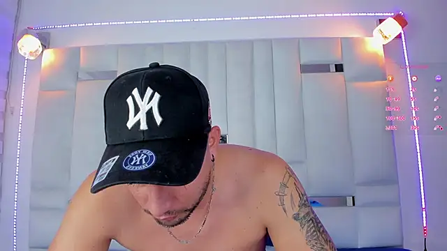 Snapshot of Jacoob19_ chatting on 28, 1, 2025 Jacoob19 online show from 28, 1, 2025