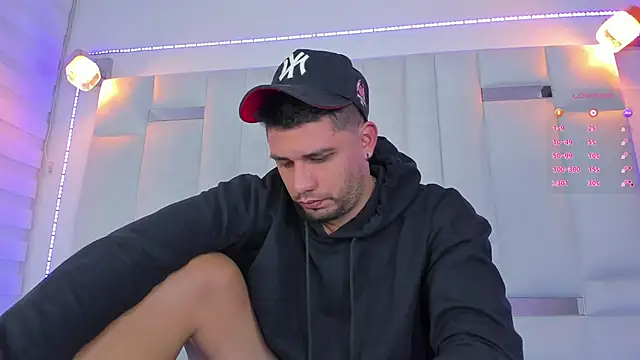 Snapshot of Jacoob19_ chatting on 28, 1, 2025 Jacoob19 online show from 28, 1, 2025