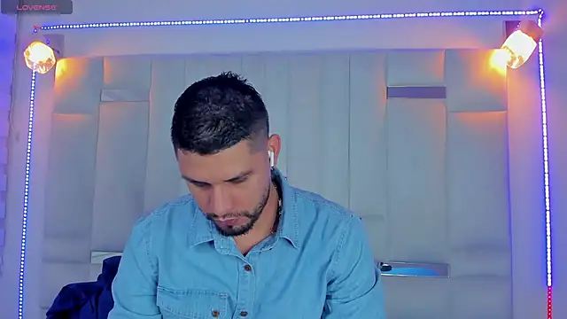 Snapshot of Jacoob19_ chatting on 21, 2, 2025 Jacoob19 online show from 21, 2, 2025