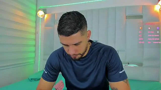 Snapshot of Jacoob19_ chatting on 24, 2, 2025 Jacoob19 online show from 24, 2, 2025