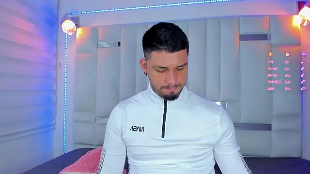 Snapshot of Jacoob19_ chatting on 11, 3, 2025 Jacoob19 online show from 11, 3, 2025