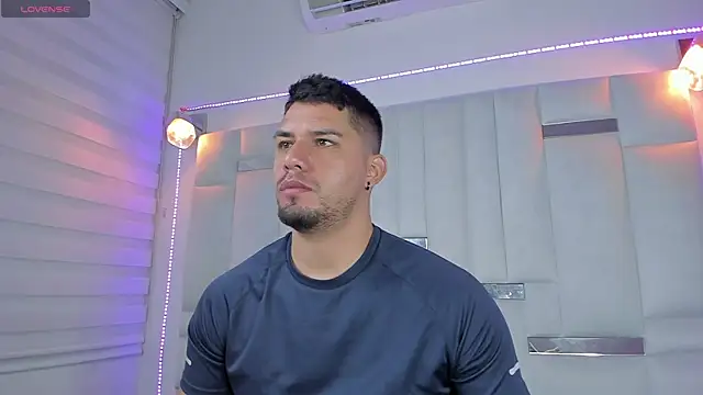 Snapshot of Jacoob19_ chatting on 18, 3, 2025 Jacoob19 online show from 18, 3, 2025