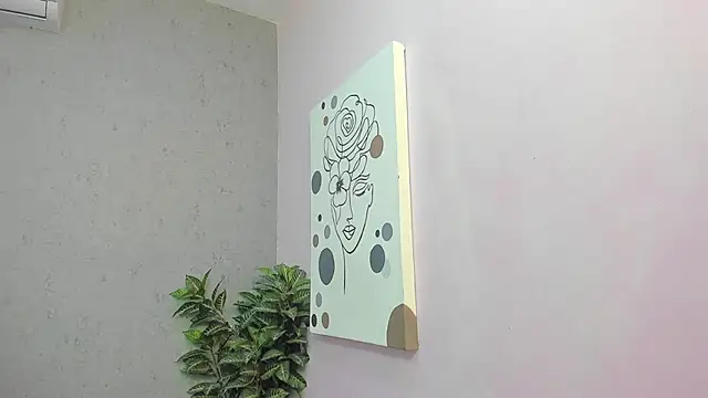 Tiffany mendez online show from 4, 4, 2026