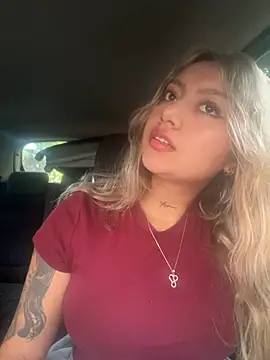 amanda-medrano1 online show from 15, 1, 2026