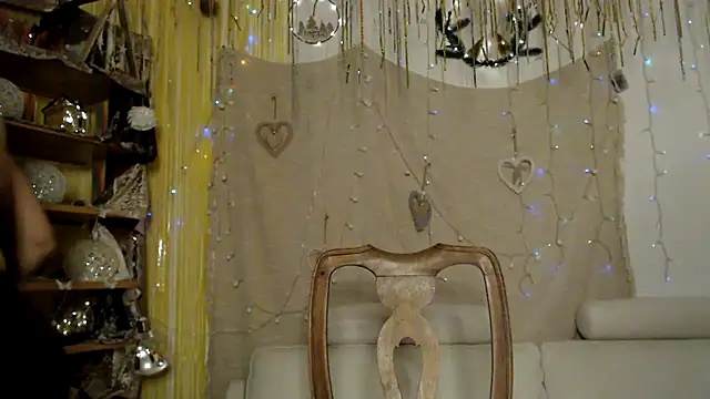 AskMeStandUp online show from 14, 2, 2026