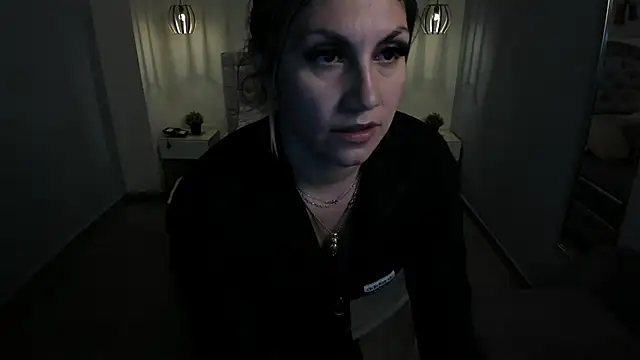 escarleth   online show from 22, 9, 2025