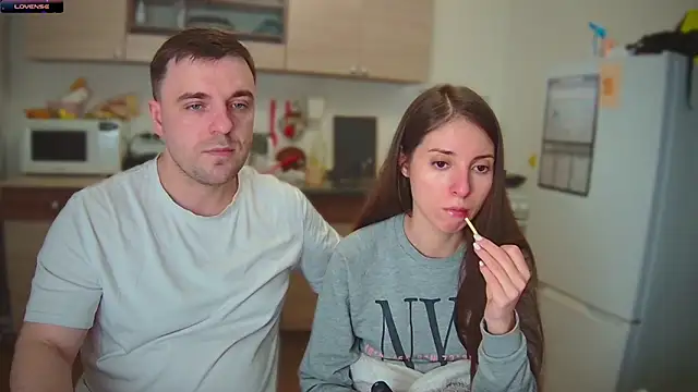 fcjuicy pussy online show from 17, 1, 2025