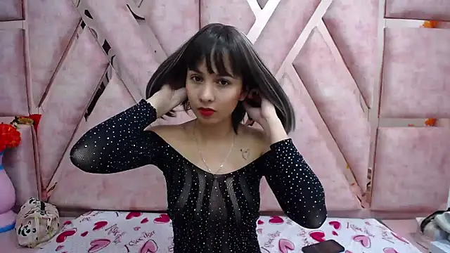 Paris Petit online show from 19, 4, 2026