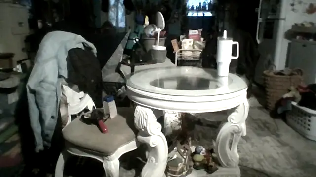 lilbishmiss online show from 4, 3, 2026