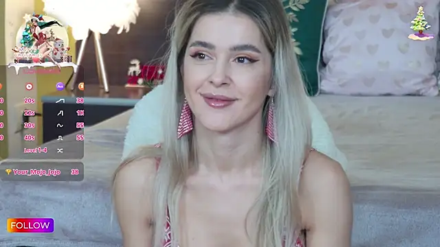 Snapshot of Sarah-Hart chatting on 22, 12, 2024 Sarah-Hart online show from 22, 12, 2024