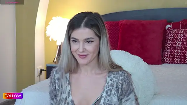 Snapshot of Sarah-Hart chatting on 24, 12, 2024 Sarah-Hart online show from 24, 12, 2024