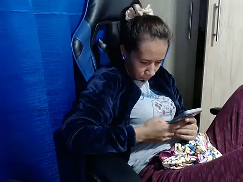 Erotic latina online show from 8, 3, 2025